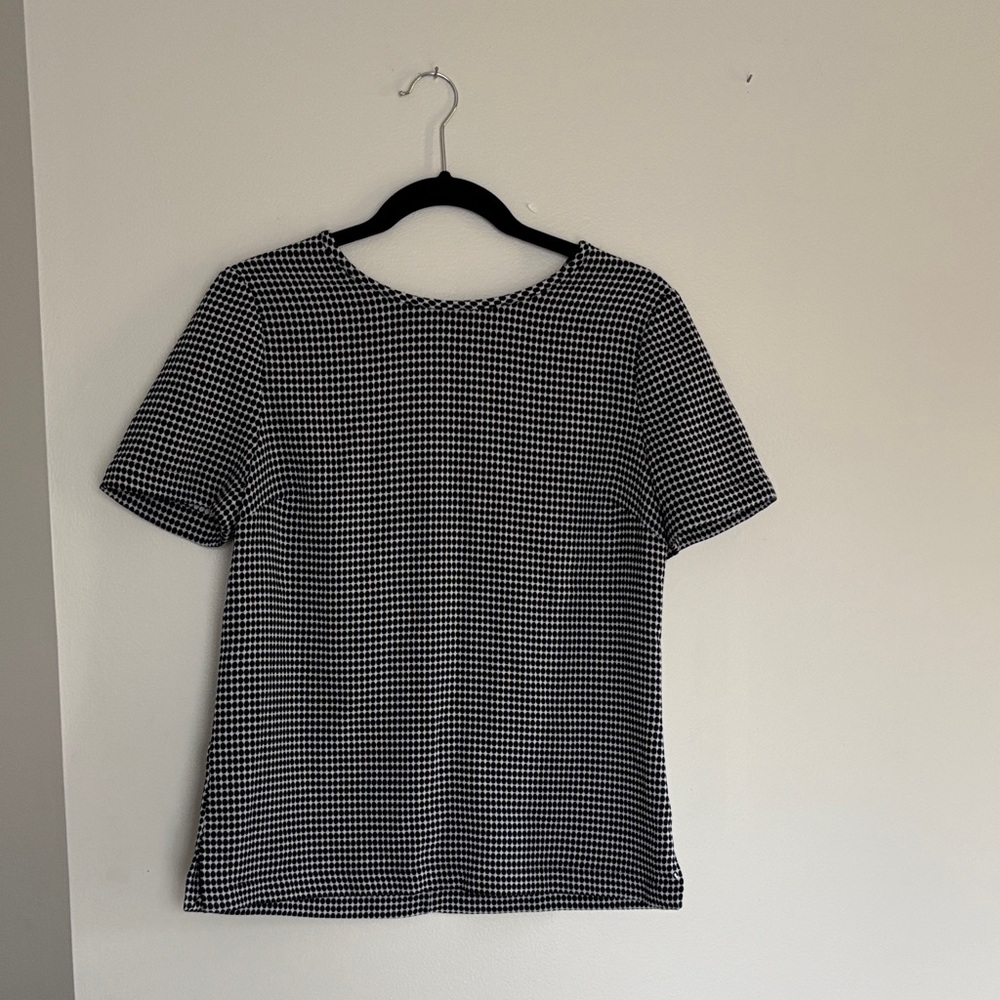 Liz Claiborne Monochrome Checkered Short Sleeve Top